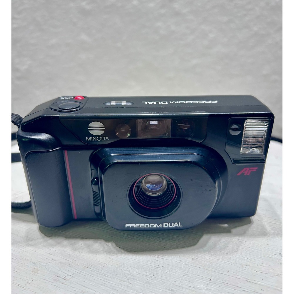 Minolta Freedom Dual 35mm Film Camera AF Point and Shoot Black Vintage